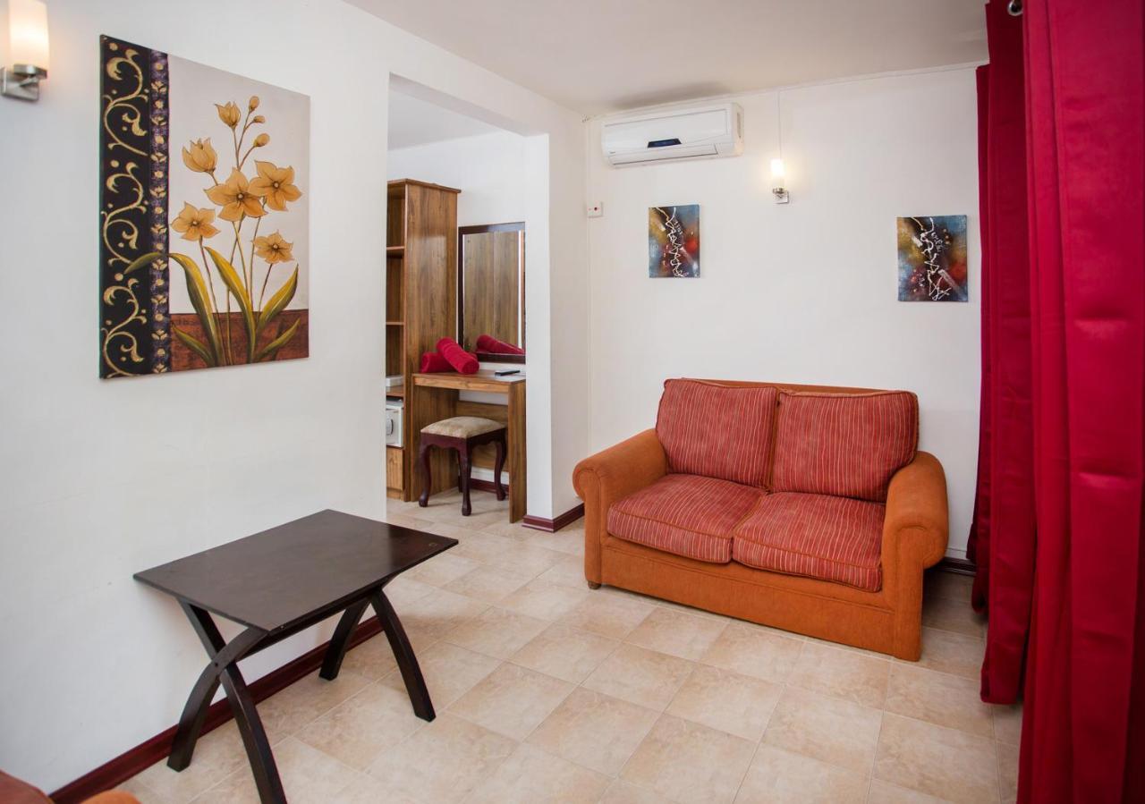 Talamba Blue Bed and Breakfast Blue Bay Εξωτερικό φωτογραφία